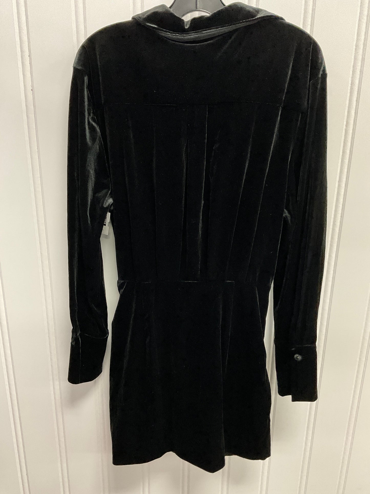Dress Casual Short By Fashion Nova In Black, Size: M