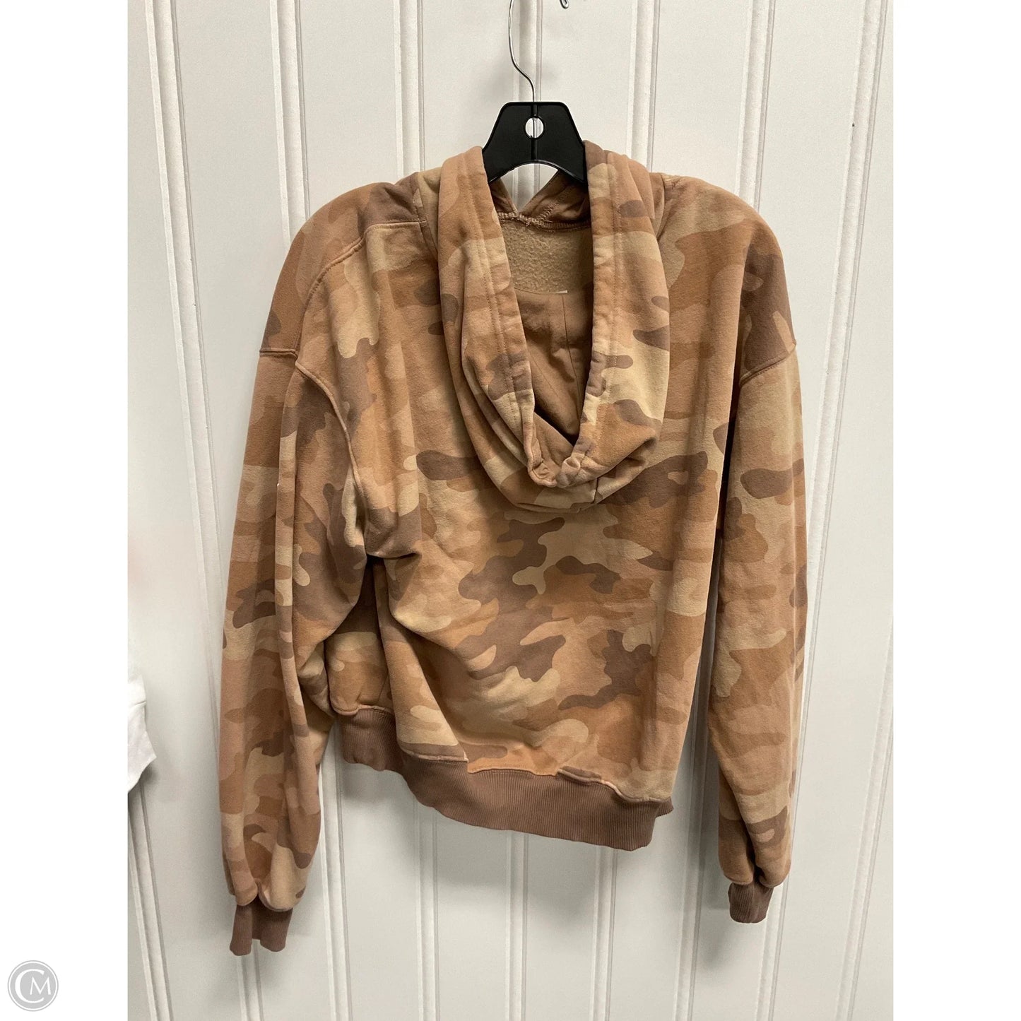 Athletic Top Long Sleeve Hoodie By Fabletics In Camouflage Print, Size: Xl