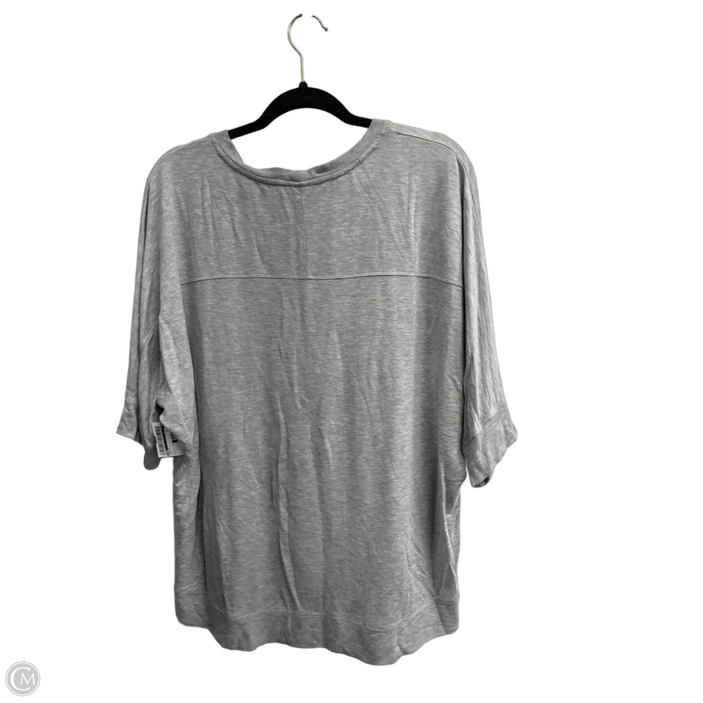 Top Short Sleeve By Cabi In Grey, Size: L