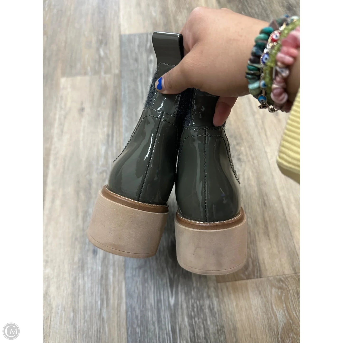 Boots Ankle Heels By Dolce Vita In Green, Size: 7.5