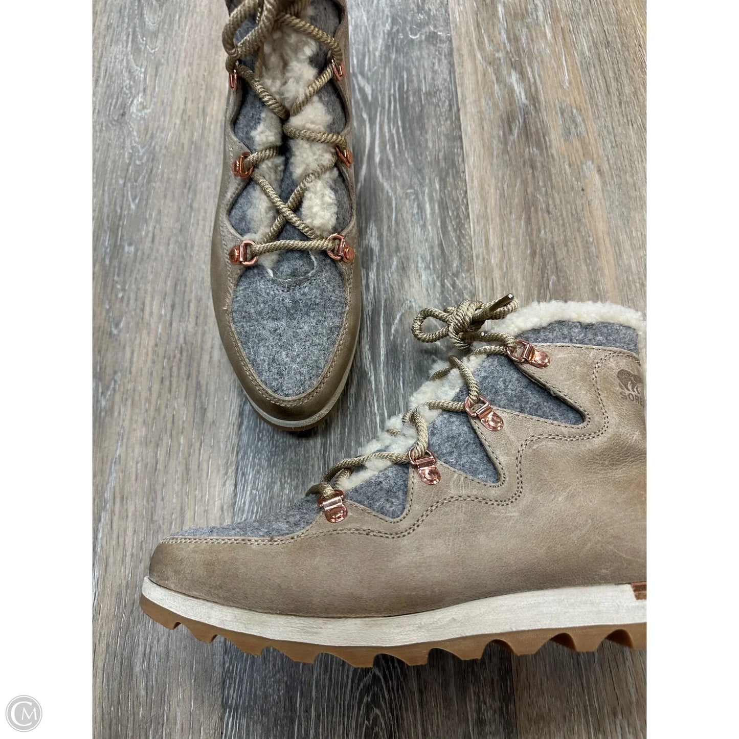 Boots Ankle Flats By Sorel In Grey, Size: 8.5