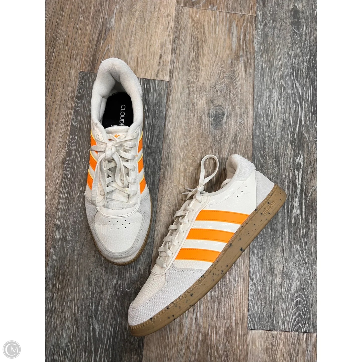 Shoes Athletic By Adidas In White, Size: 9.5