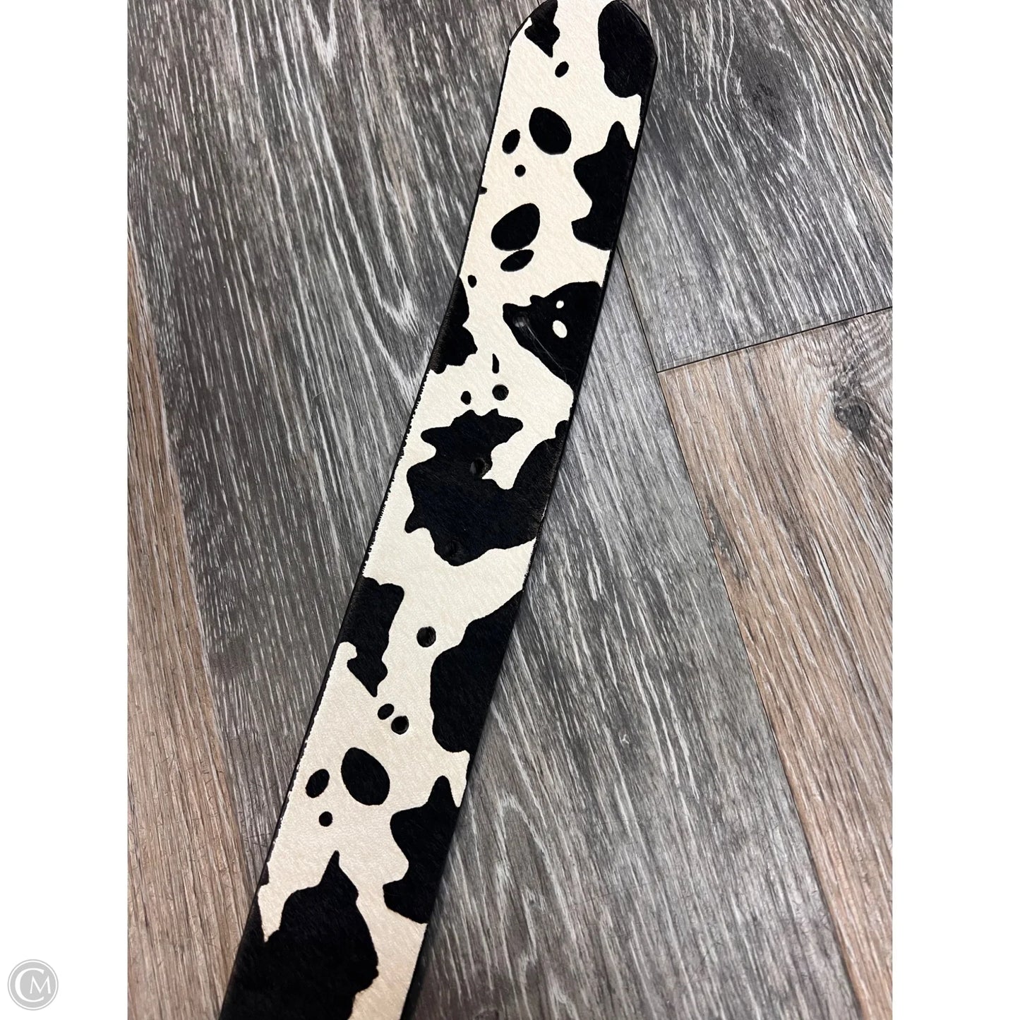 Belt Leather By Clothes Mentor, Size: Medium