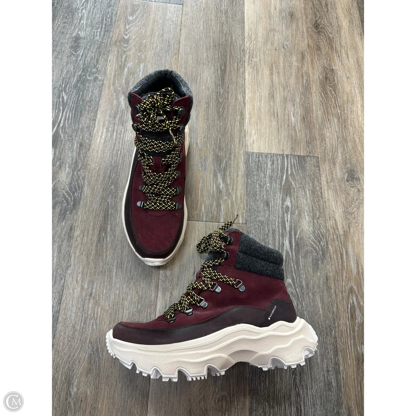 Boots Ankle Heels By Sorel In Red, Size: 9.5