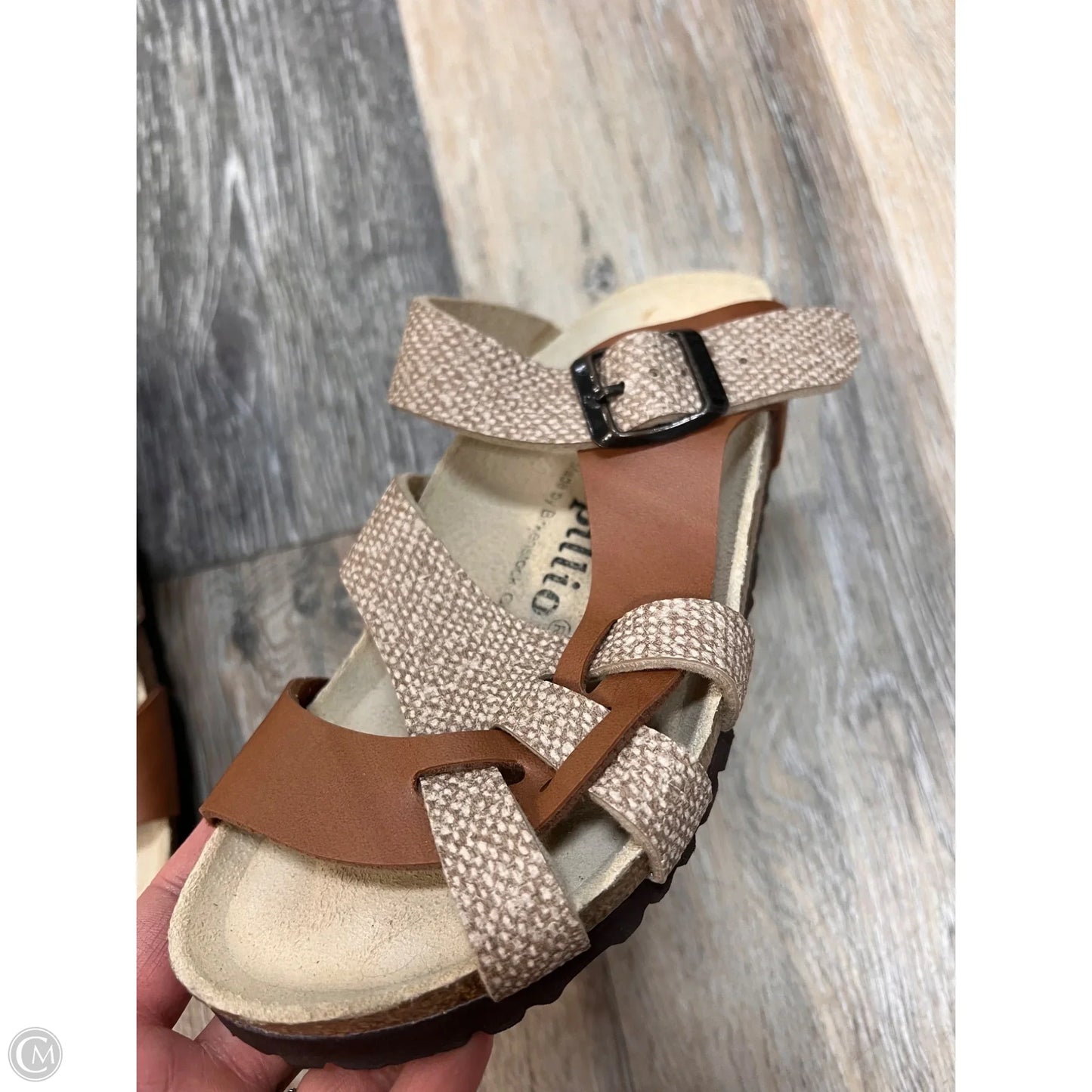 Sandals Flats By Birkenstock In Brown, Size: 5