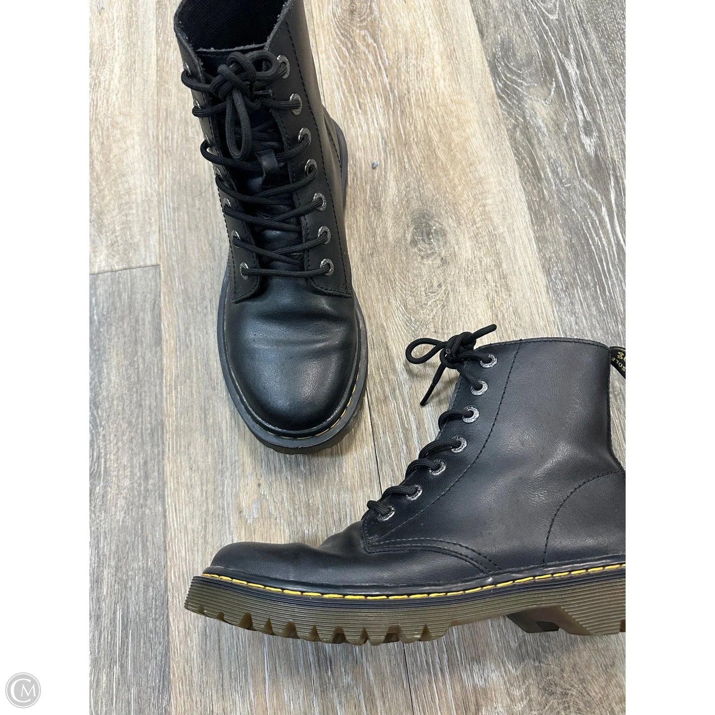 Boots Ankle Flats By Dr Martens In Black, Size: 8