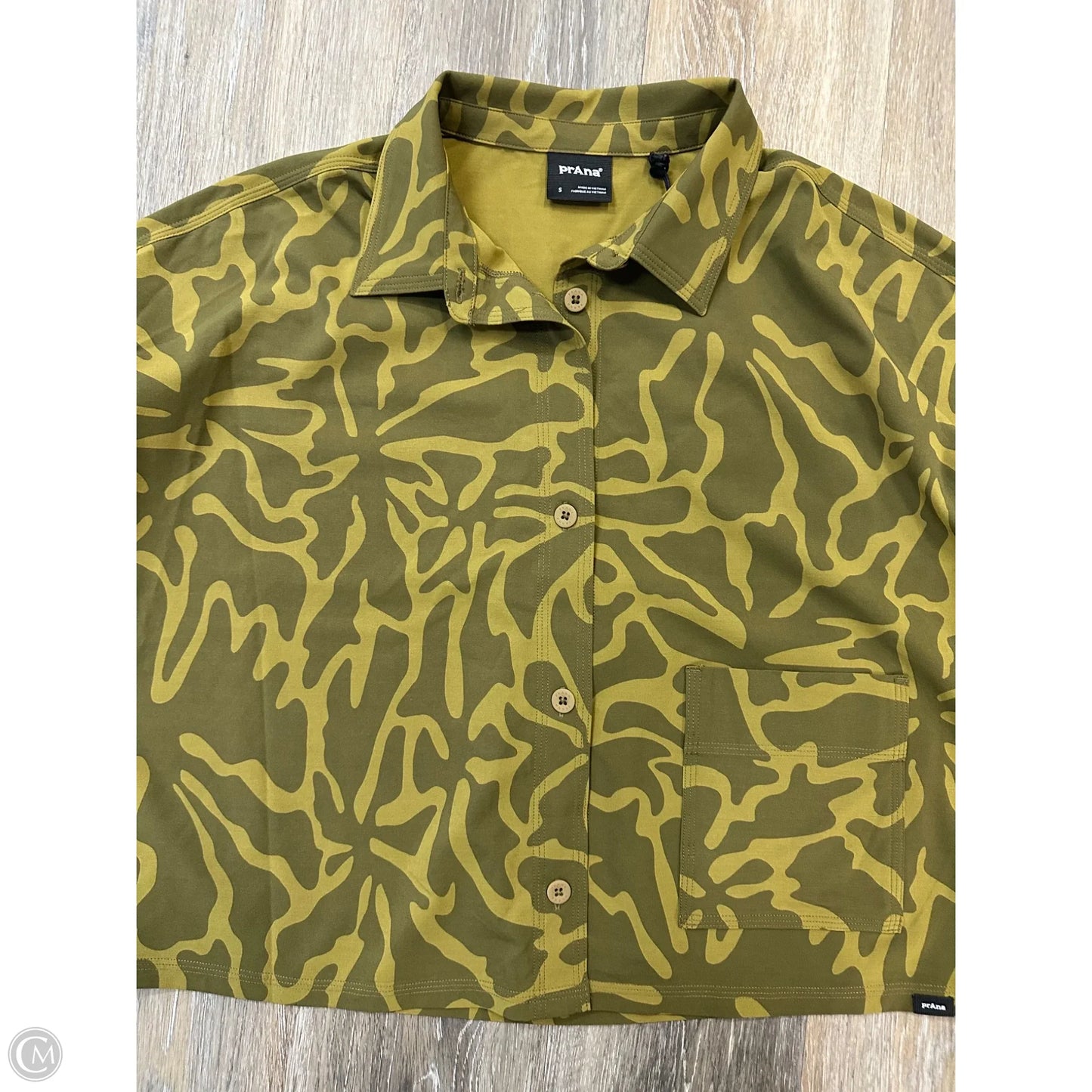 Blouse Short Sleeve By Prana In Green, Size: S