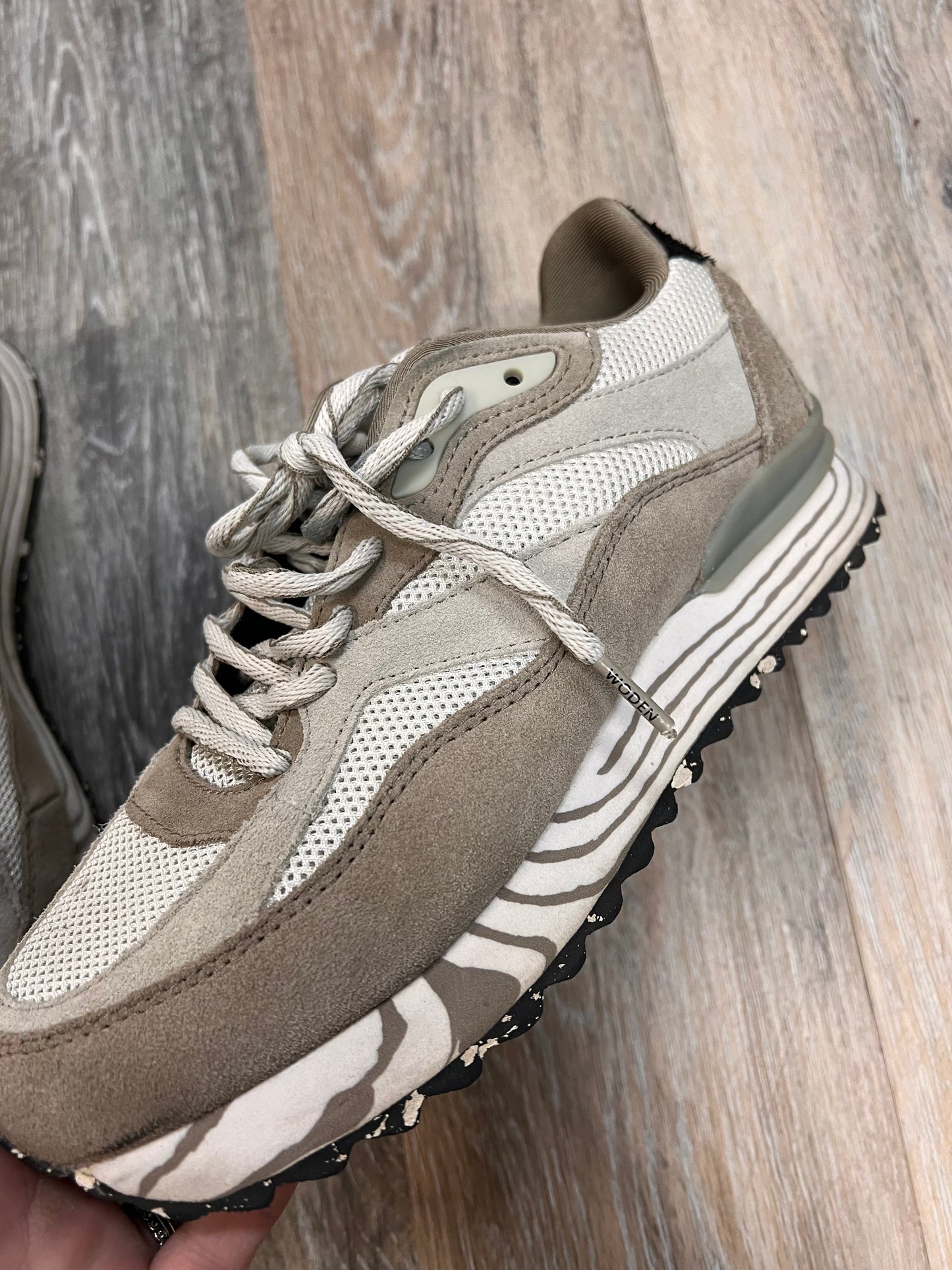Shoes Sneakers By Woden In Beige, Size: 8