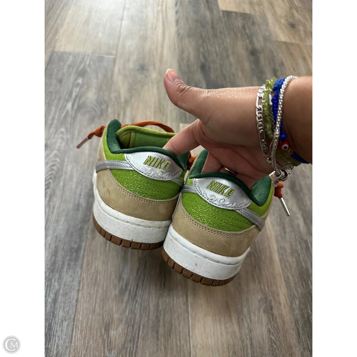 Shoes Athletic By Nike In Green & Tan, Size: 6