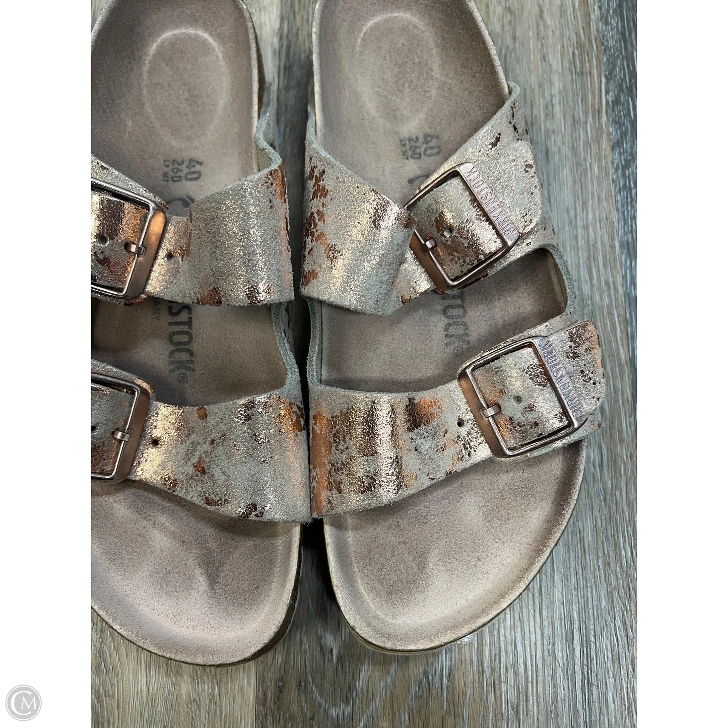 Sandals Flats By Birkenstock In Rose Gold, Size: 9
