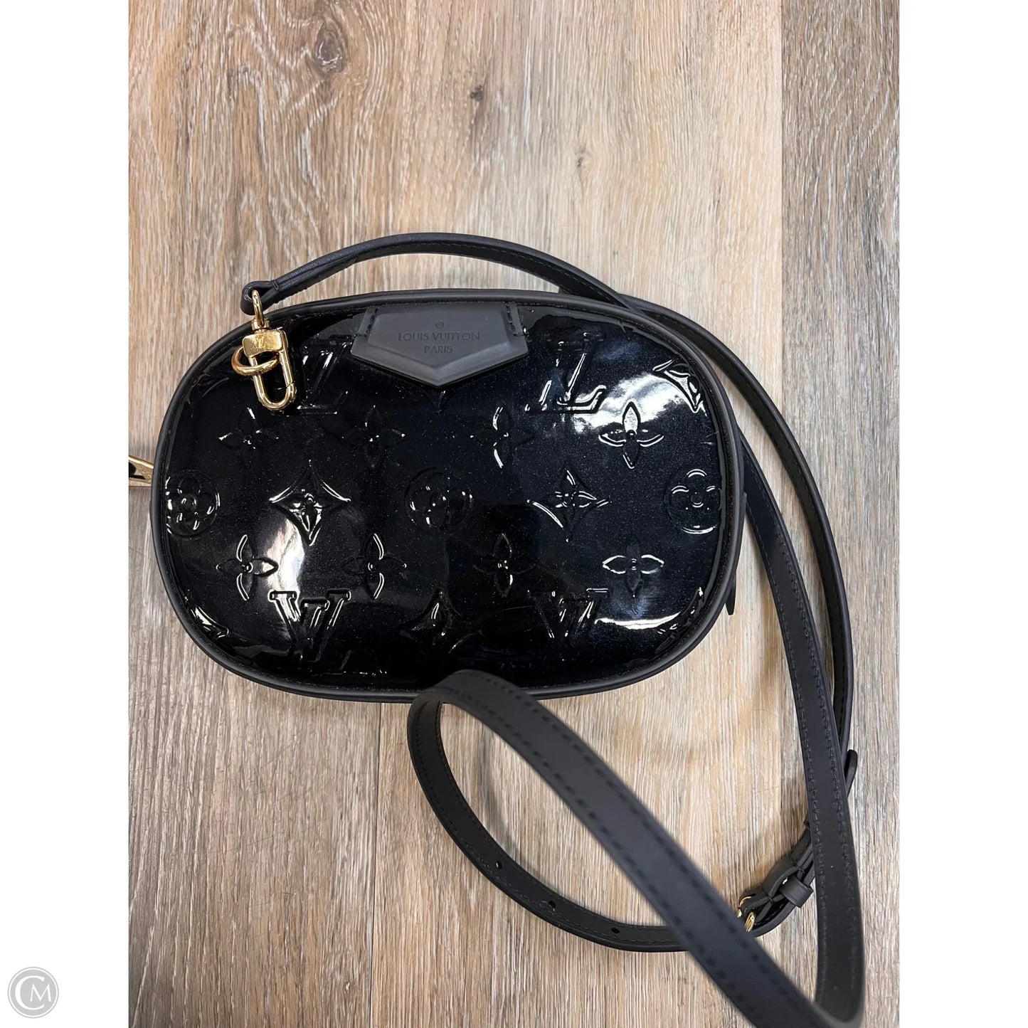 Crossbody Luxury Designer By Louis Vuitton, Size: Small