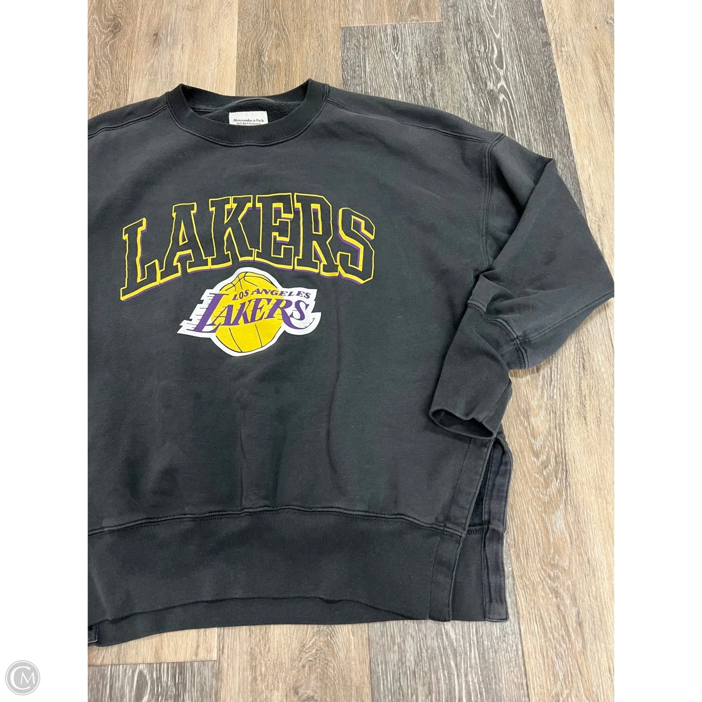 Athletic Sweatshirt Crewneck By Abercrombie And Fitch In Grey, Size: M