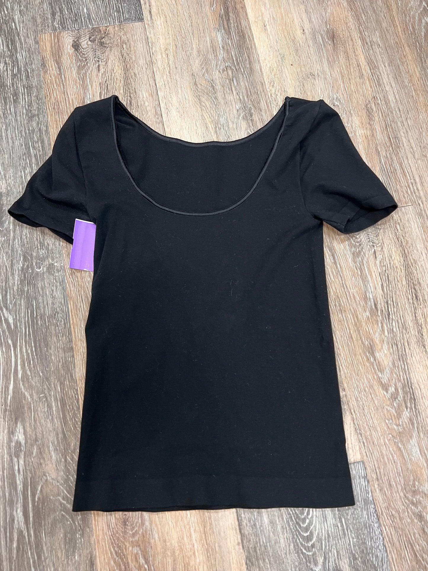 Top Short Sleeve By Cuyana In Black, Size: Xs