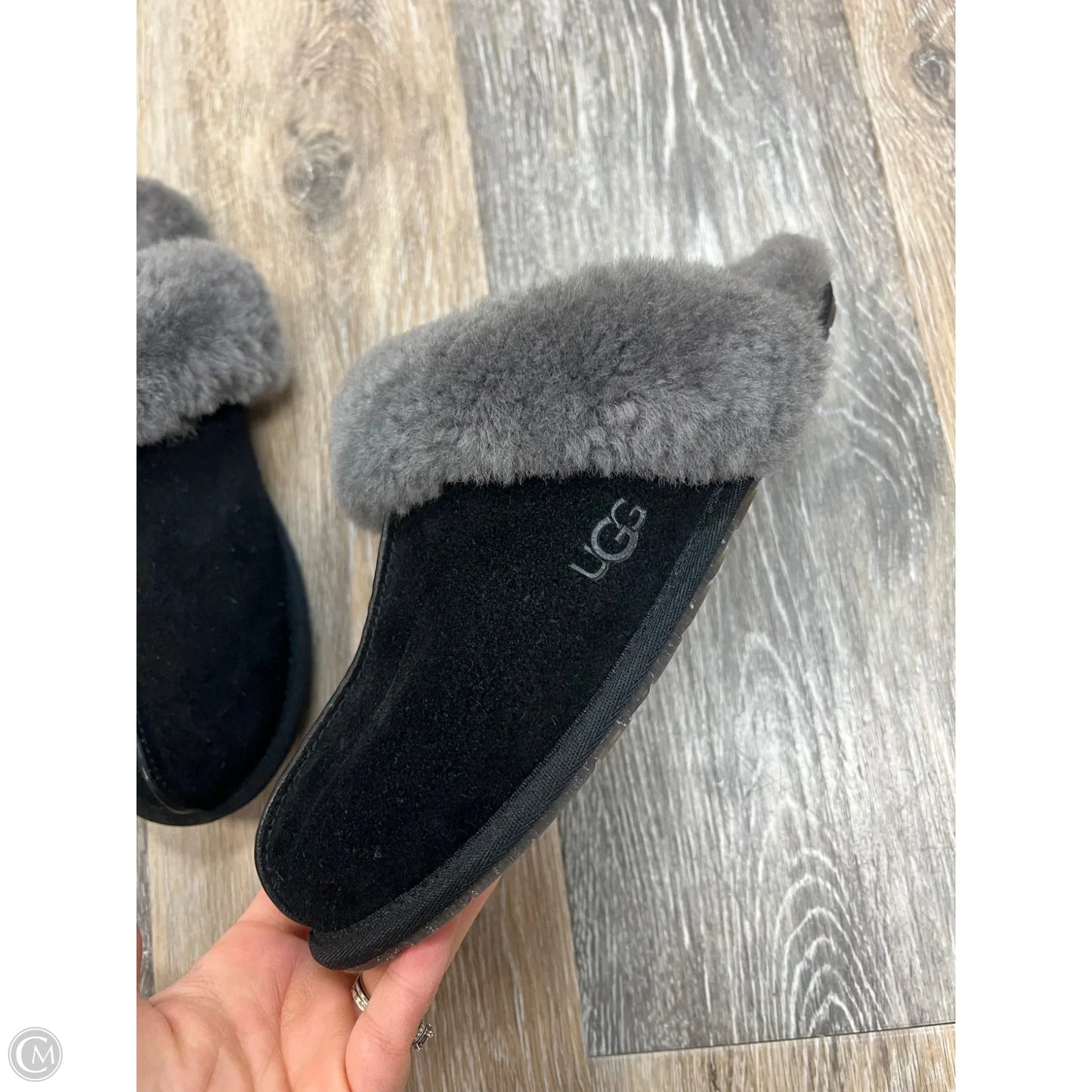 Slippers By Ugg In Black Size: 6