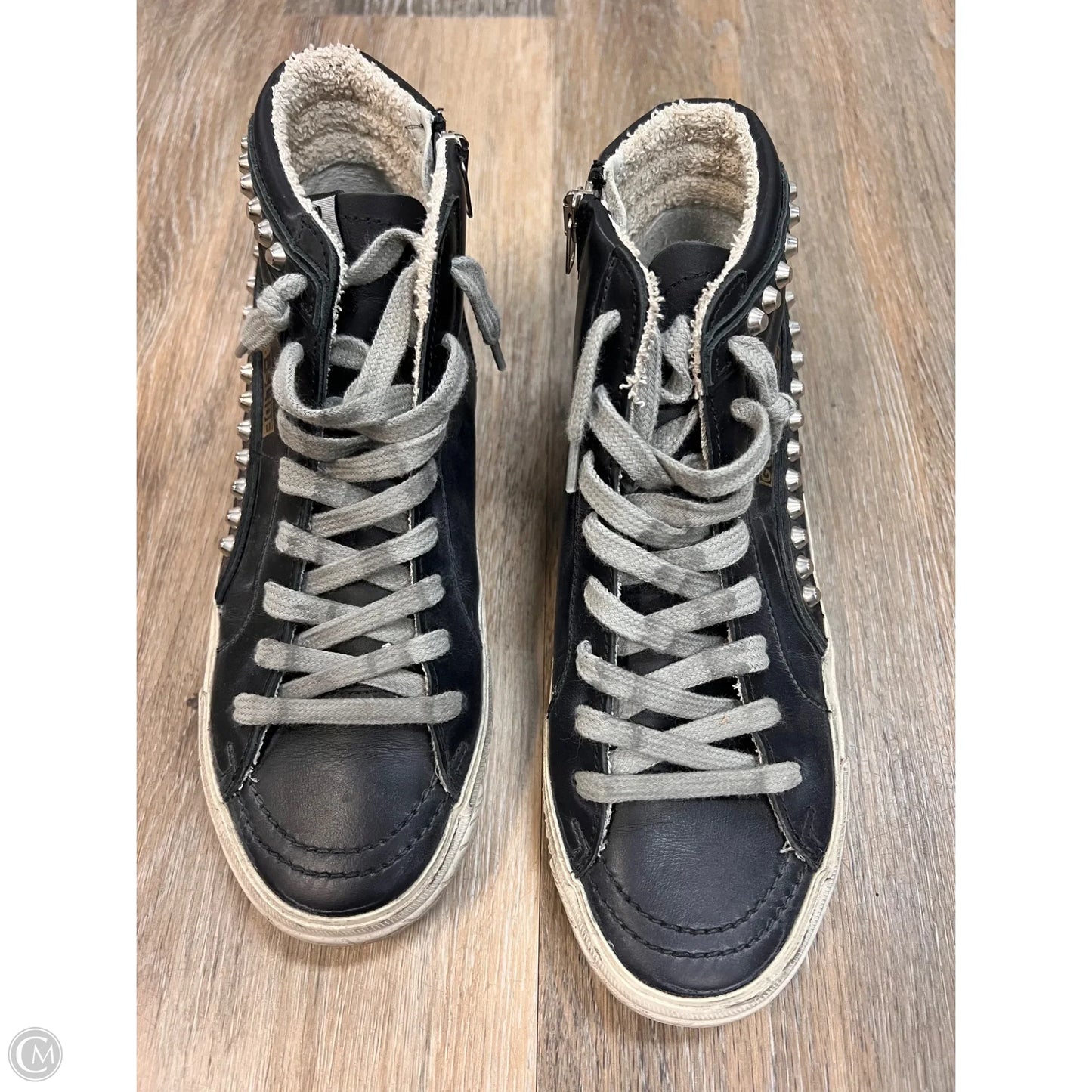 Shoes Luxury Designer By Golden Goose In Black, Size: 7/37