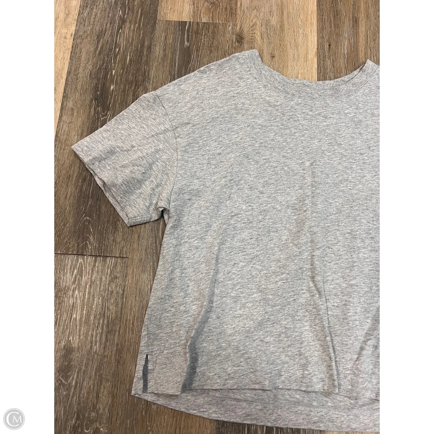 Top Short Sleeve By Evereve In Grey, Size: M