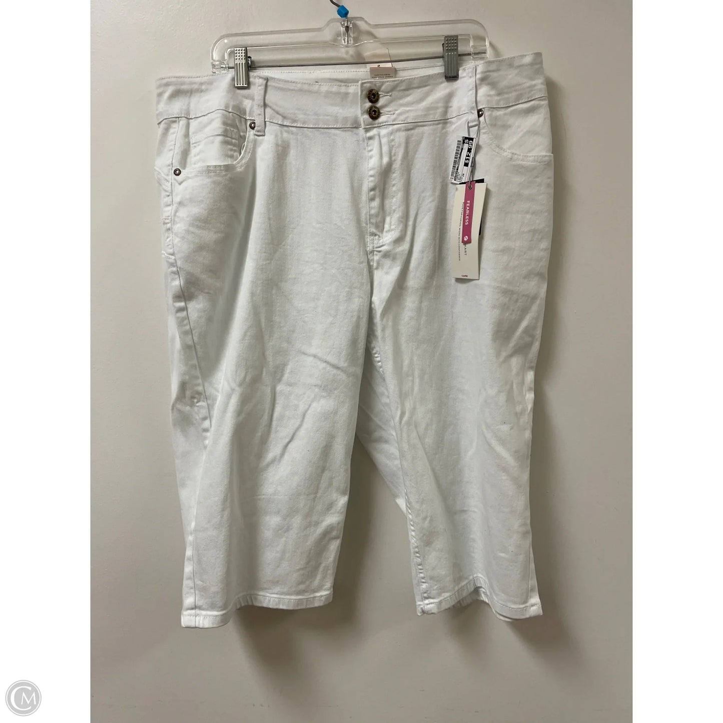 Capris By Ashley Stewart In White, Size: 20