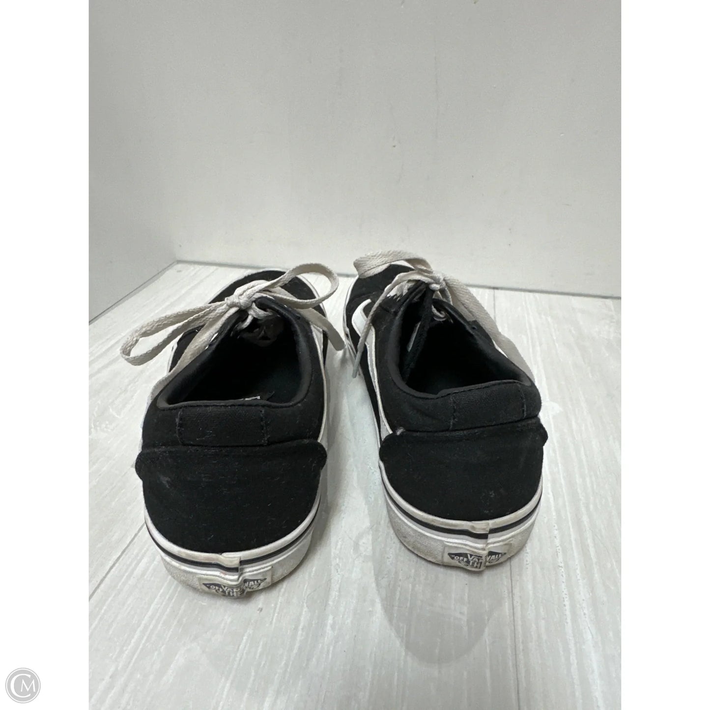 Shoes Sneakers By Vans In Black, Size: 8.5