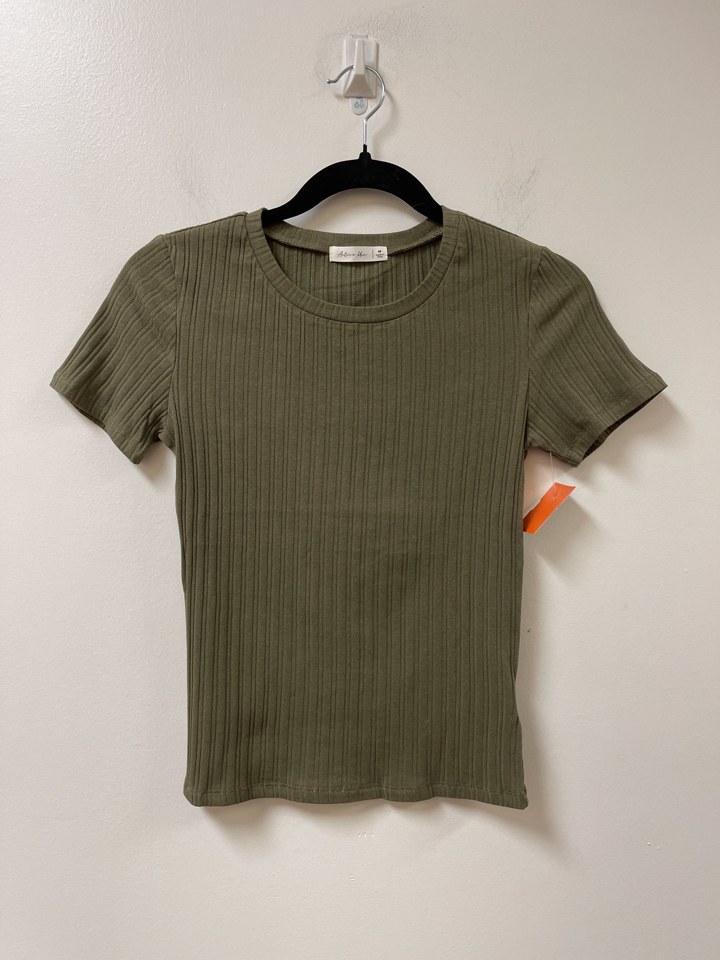 Top Short Sleeve By Active Usa Size: M