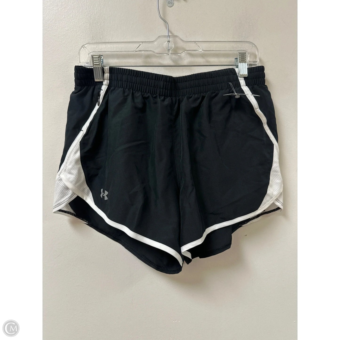 Athletic Shorts By Under Armour In Black, Size: M