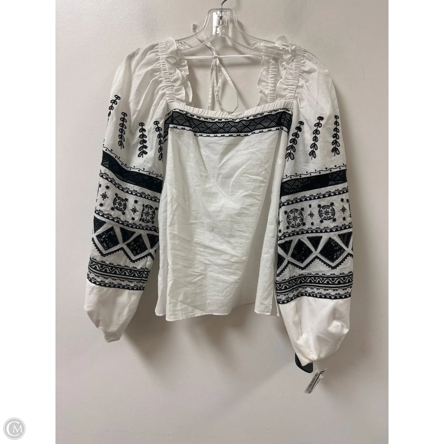 Top Long Sleeve By Cma In White, Size: Xs