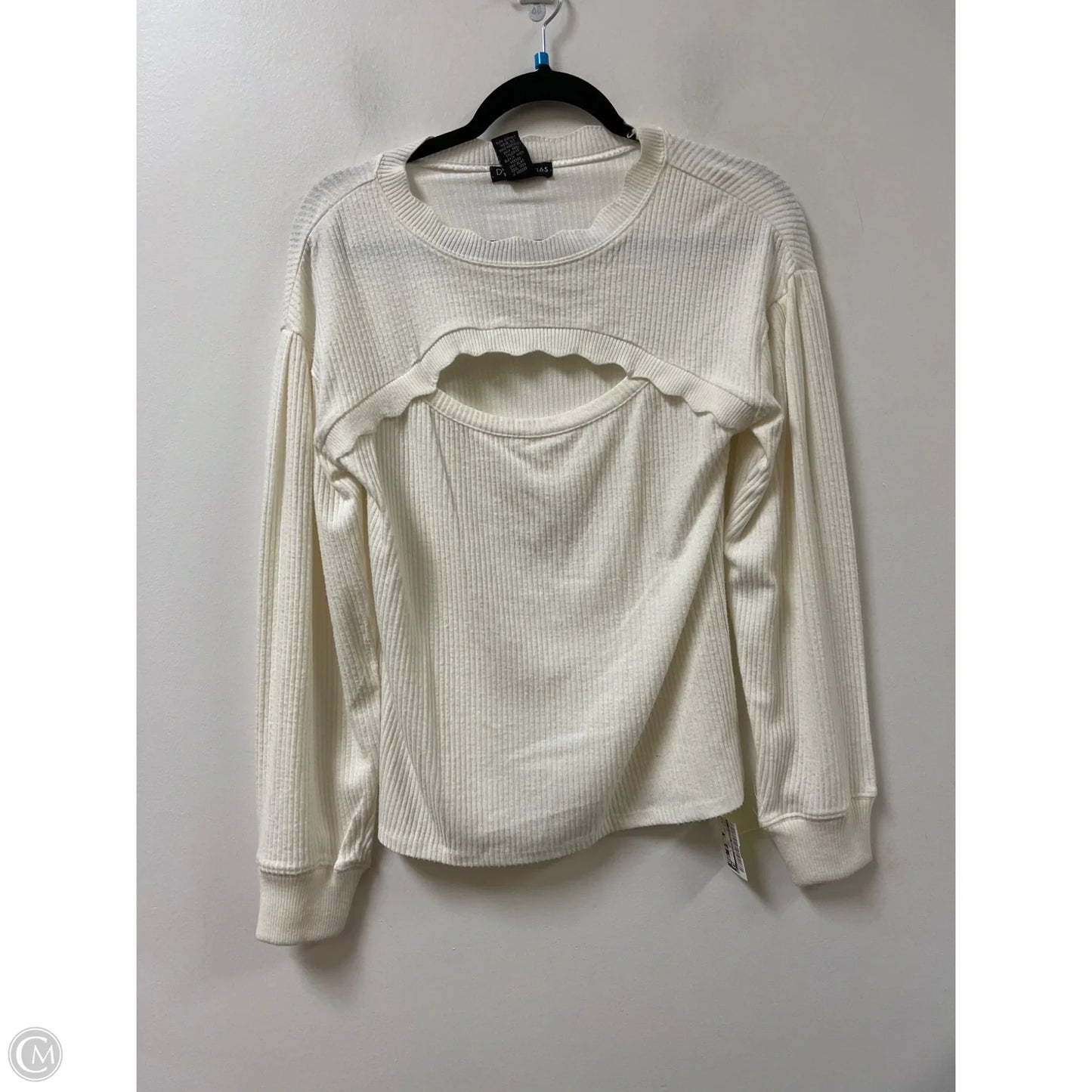 Sweater By Clothes Mentor In Cream, Size: S