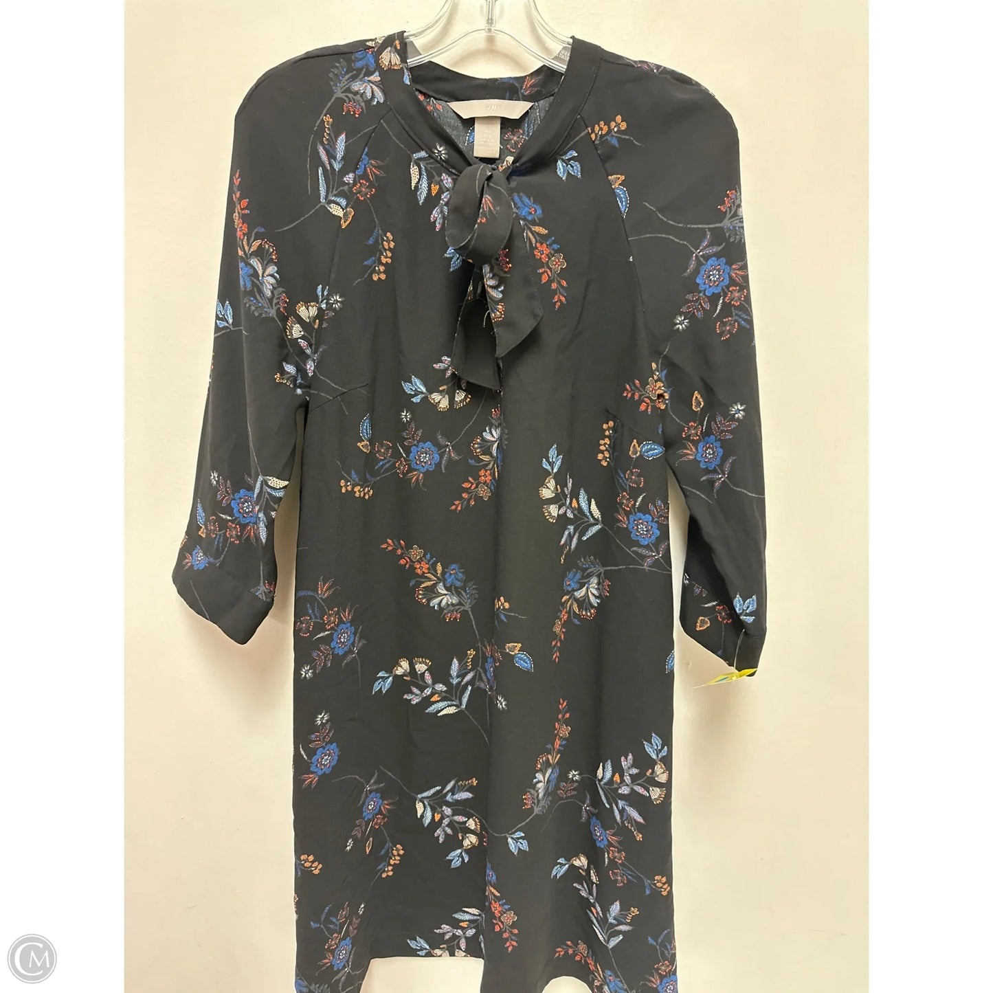 Dress Casual Short By H&m In Black, Size: S