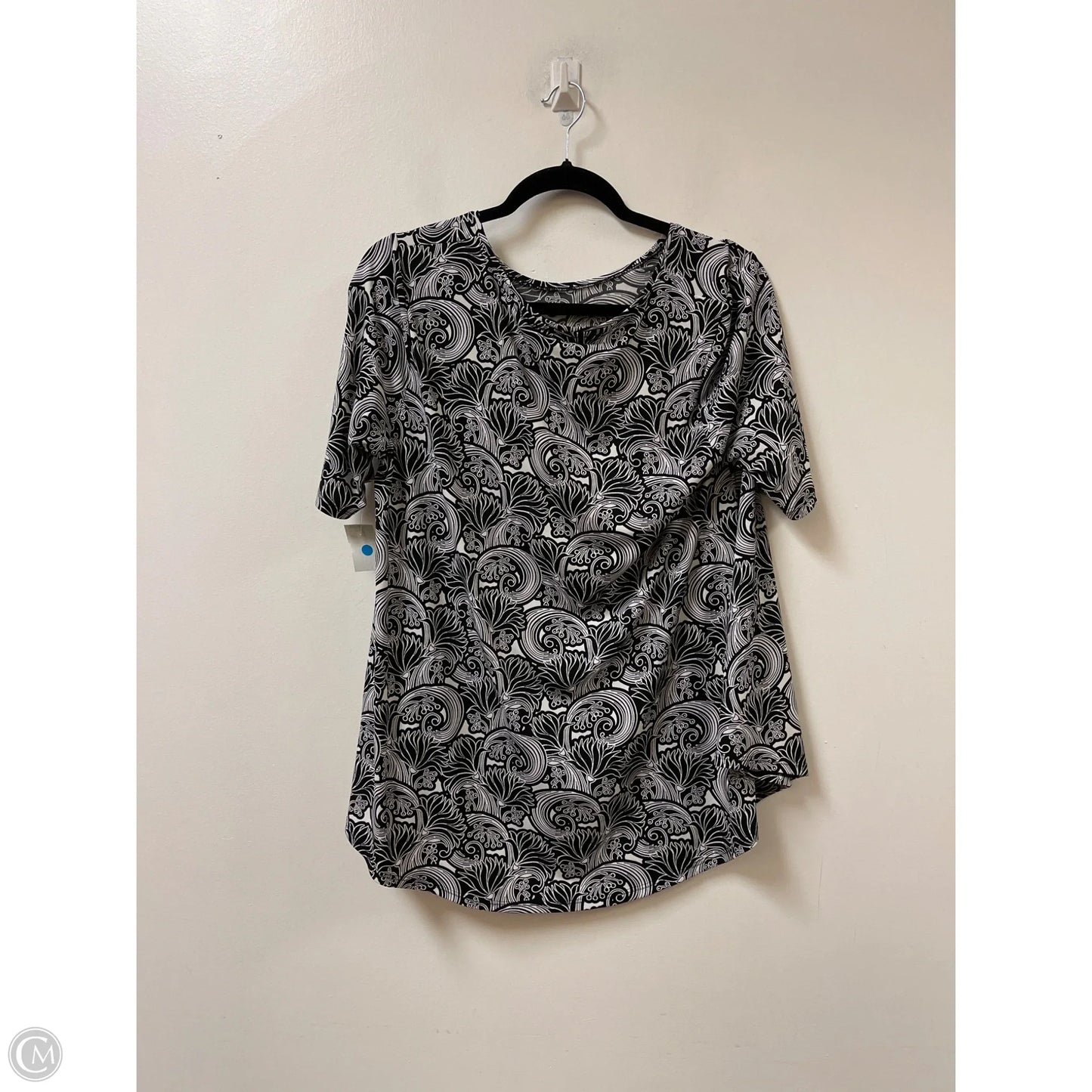 Top Long Sleeve By Chicos In Black & White, Size: M