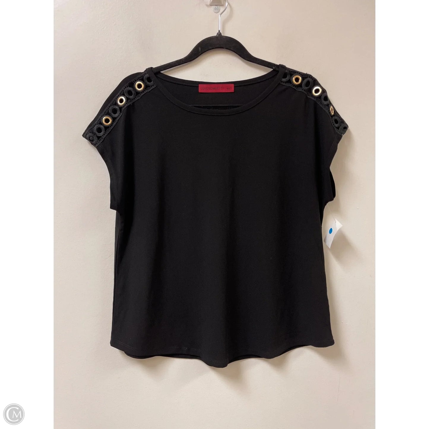 Top Short Sleeve By Love Scarlett In Black, Size: L
