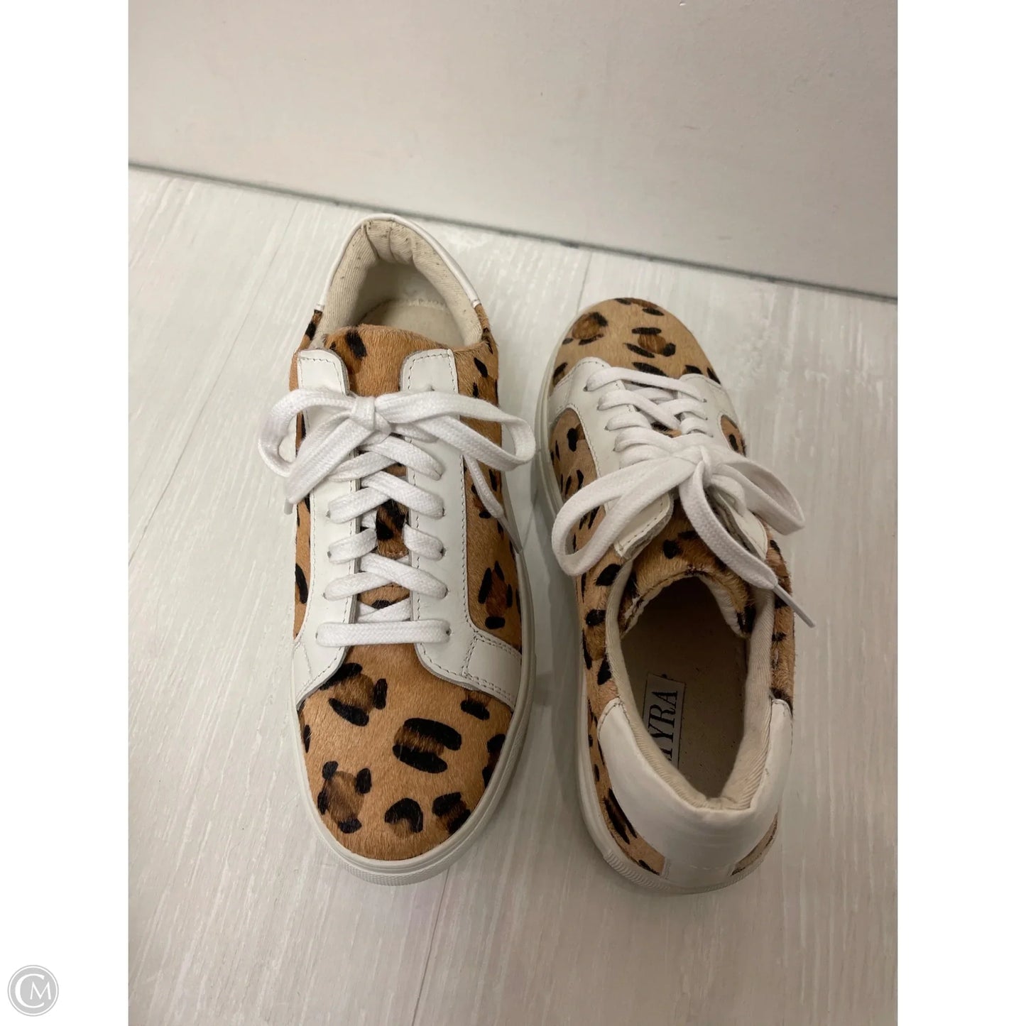 Shoes Sneakers By Myra In Animal Print, Size: 6.5