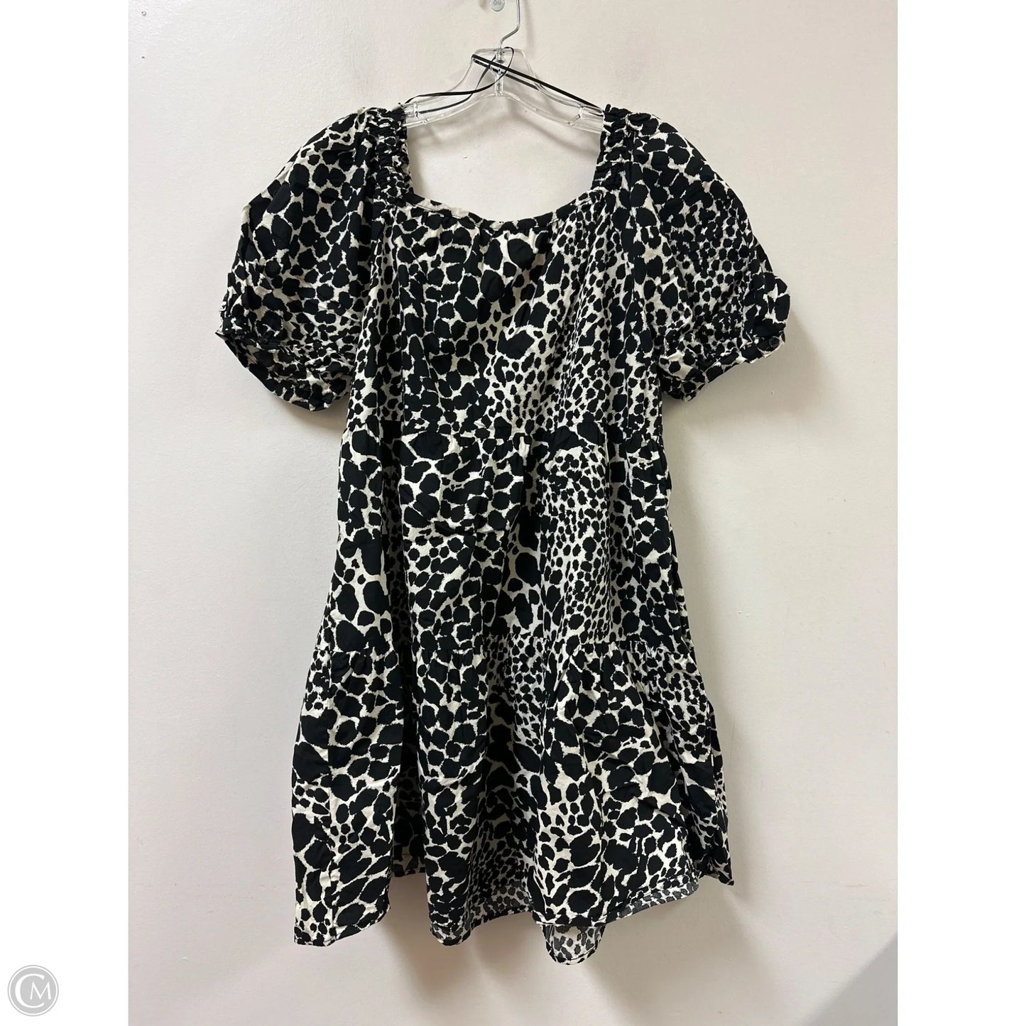 Dress Casual Short By Who What Wear In Black & Cream, Size: Xl