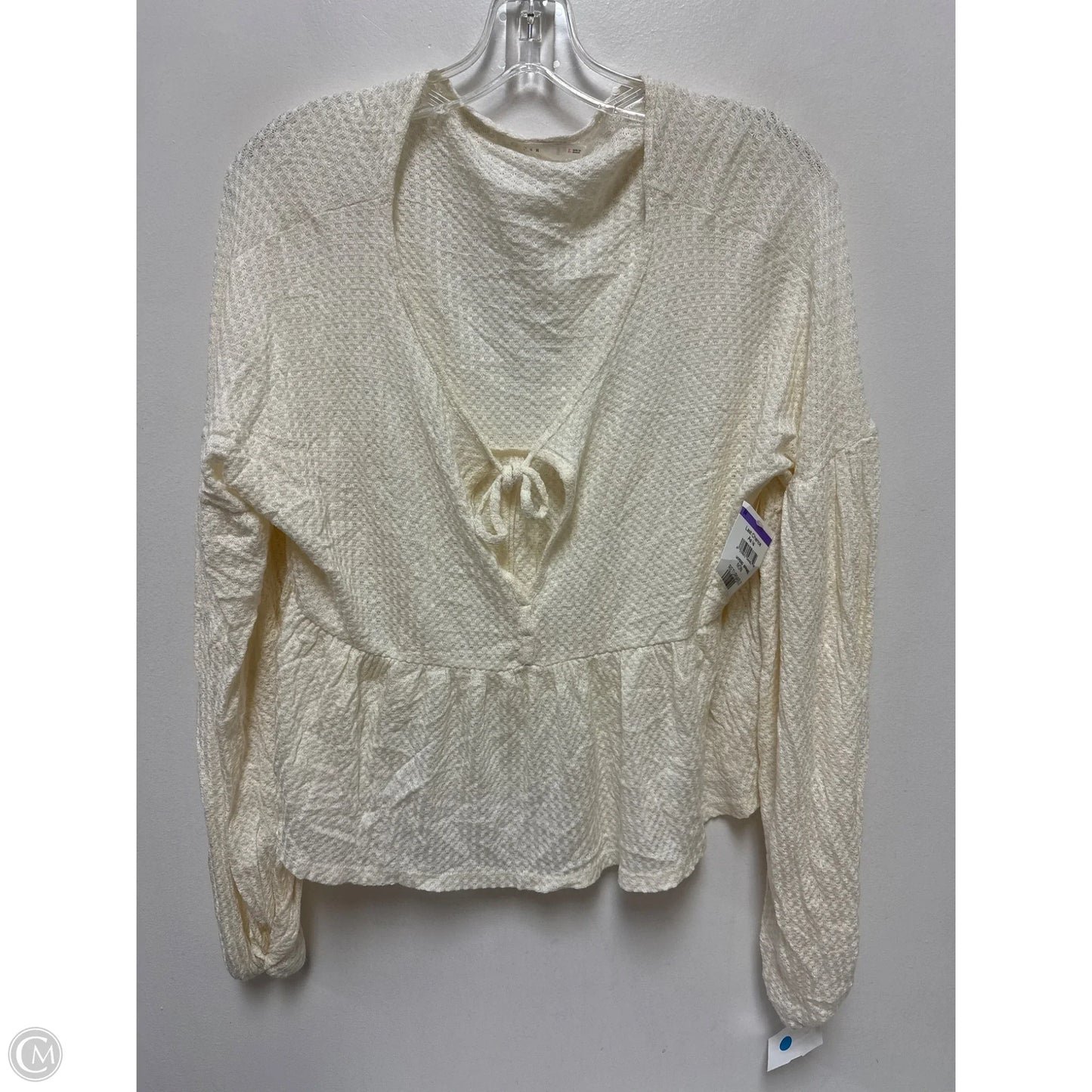Top Long Sleeve By Lush In Cream, Size: L