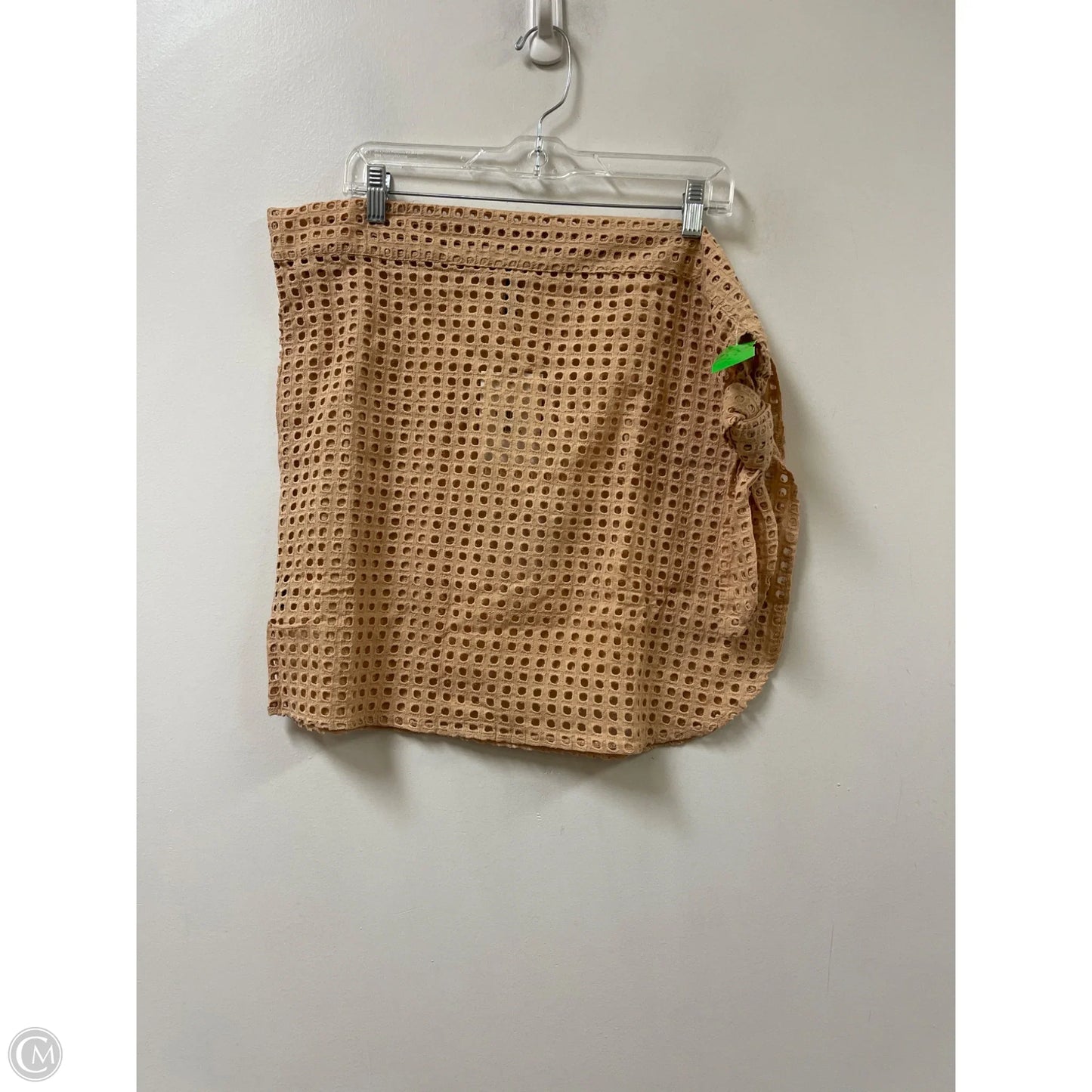 Skirt Mini & Short By Clothes Mentor In Tan, Size: 14