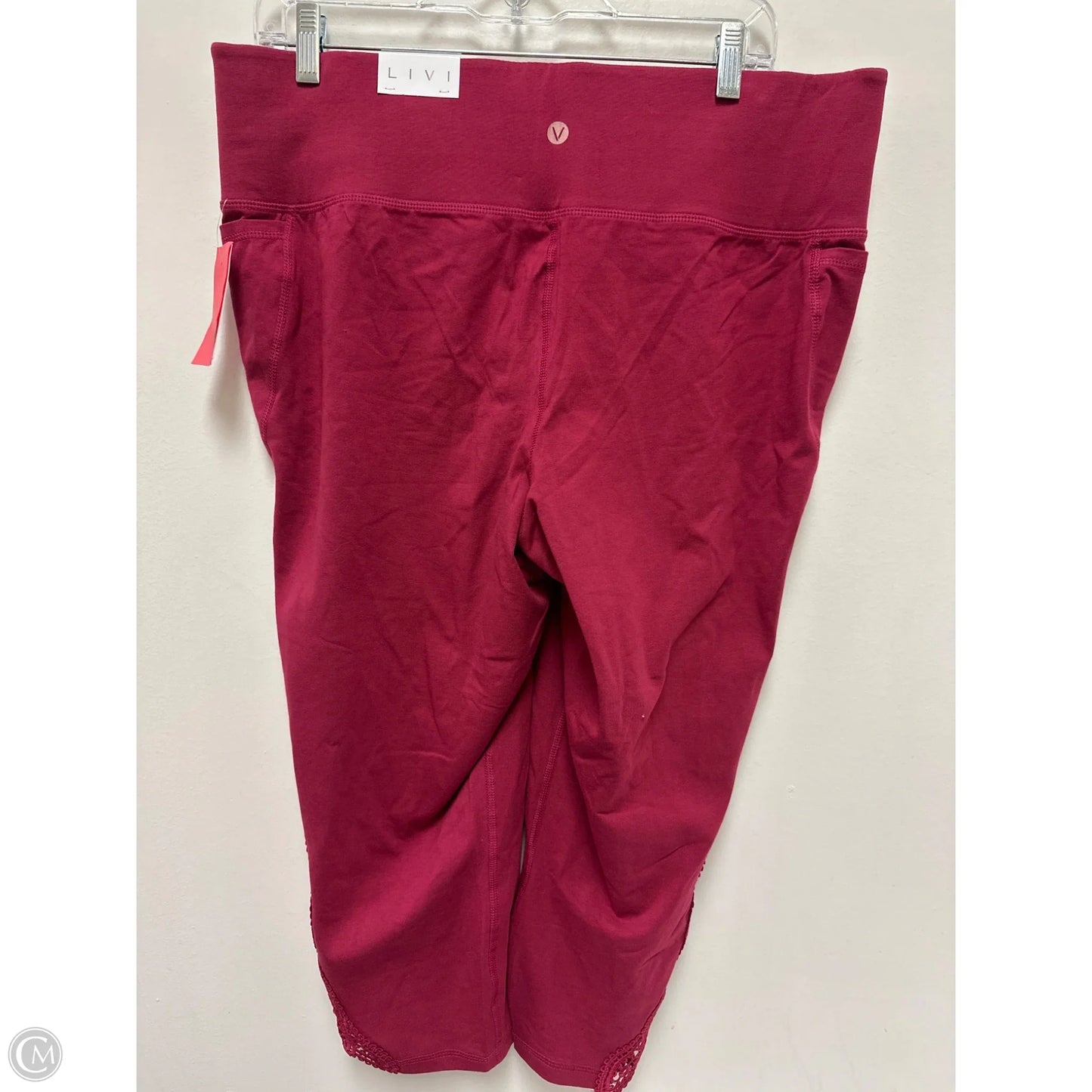 Athletic Capris By Livi Active In Red, Size: 2x