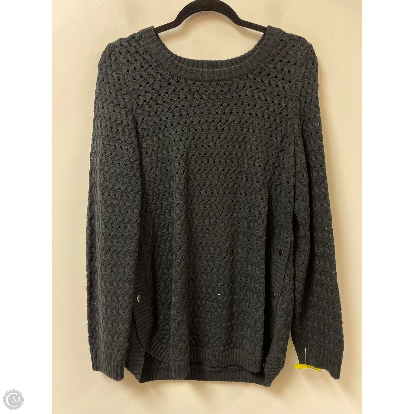 Sweater By Venus In Black, Size: M
