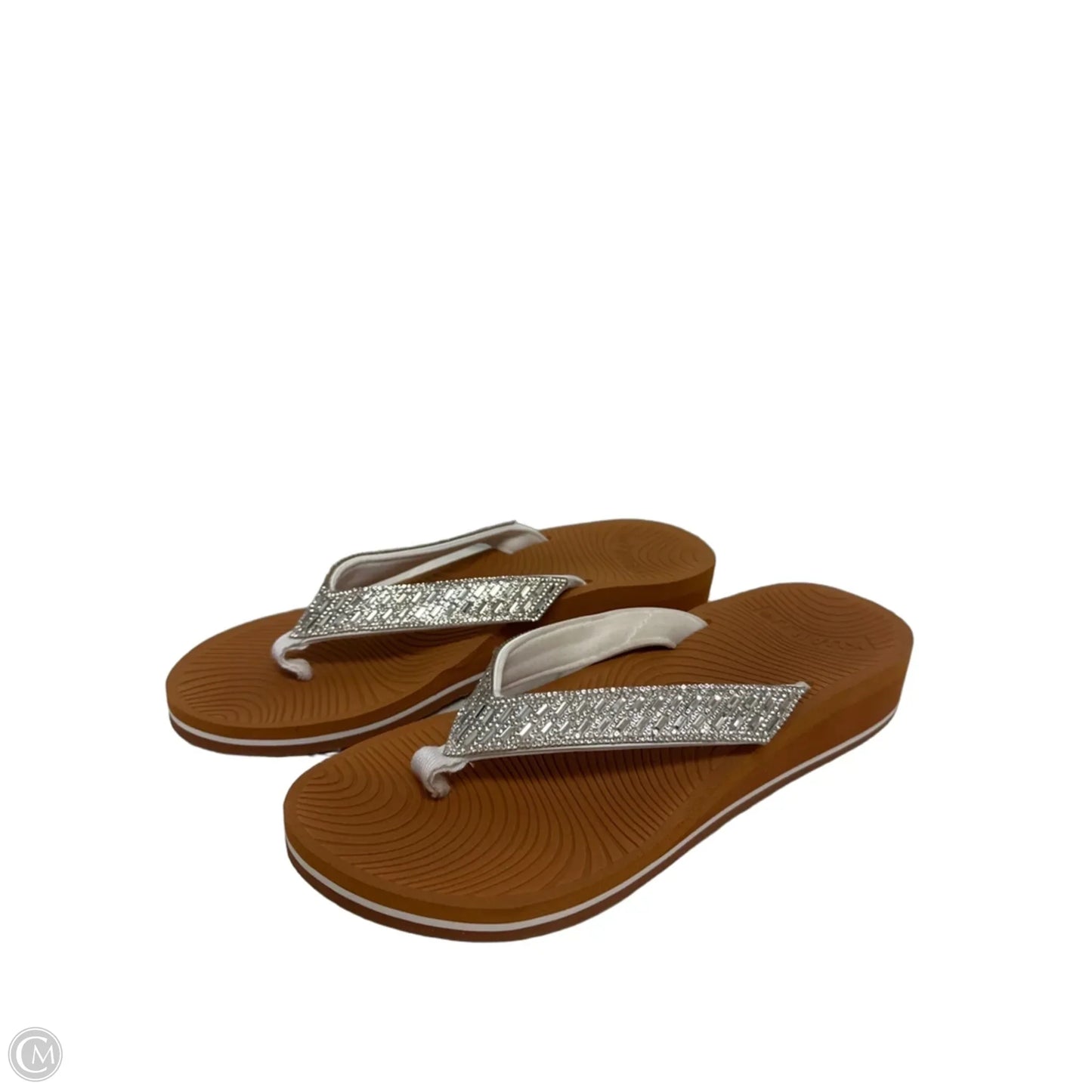 Sandals Flip Flops By Clothes Mentor In White, Size: 8.5