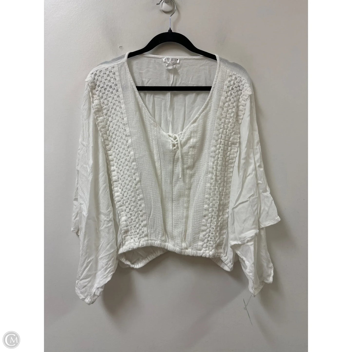 Top Long Sleeve By Venus In White, Size: Xs