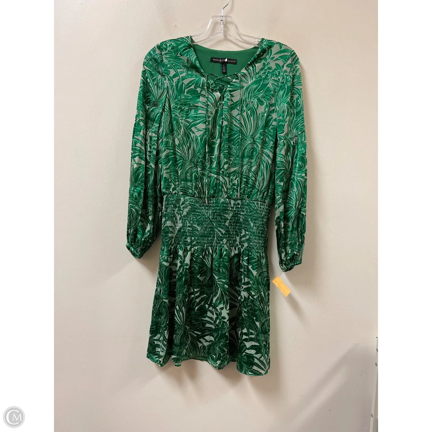 Dress Casual Short By White House Black Market In Green, Size: S