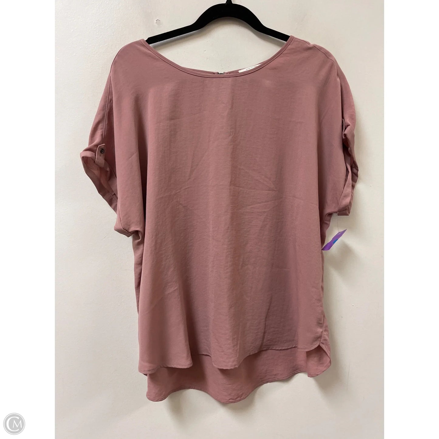 Top Short Sleeve By Maurices In Pink, Size: L