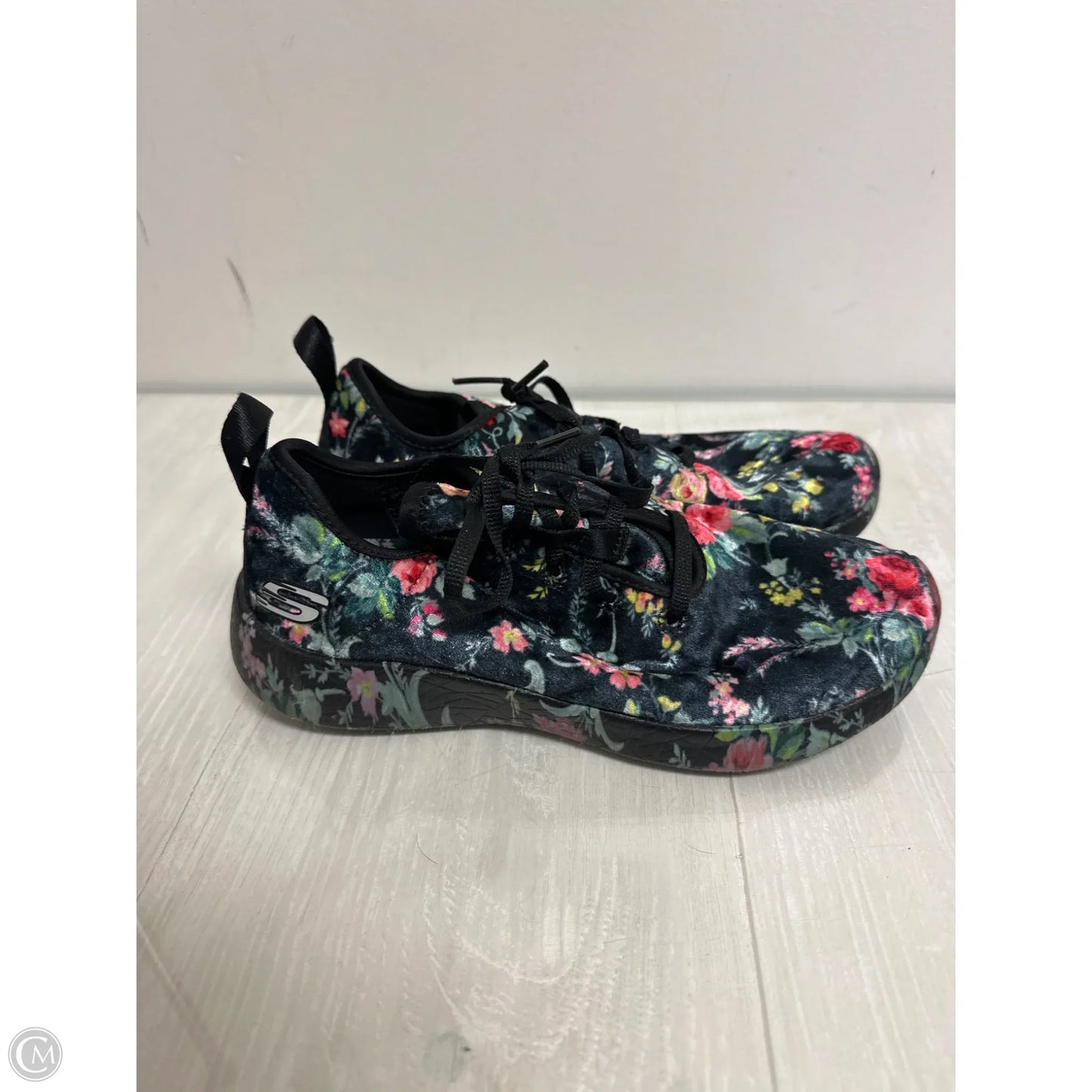 Shoes Athletic By Skechers In Floral Print, Size: 6