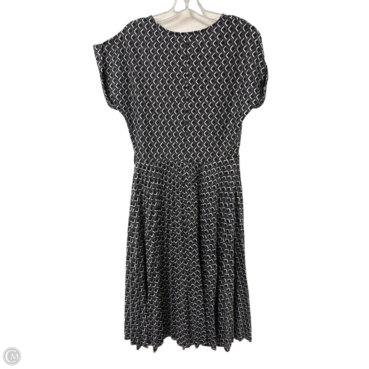 Dress Casual Midi By Clothes Mentor In Black & White, Size: L
