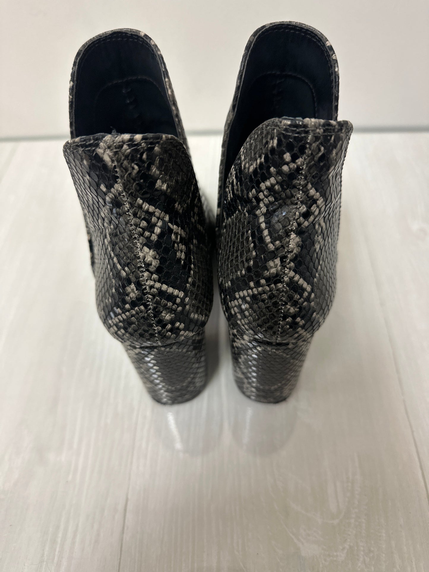 Boots Ankle Heels By Steve Madden In Snakeskin Print, Size: 6