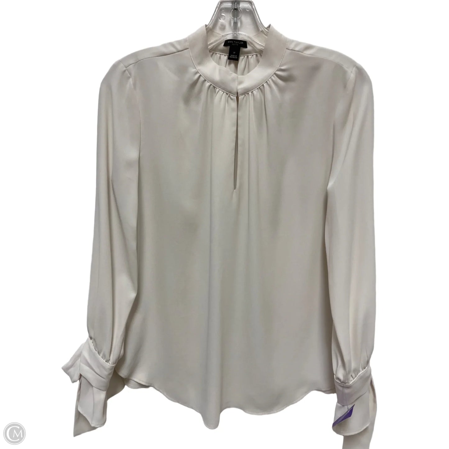 Top Long Sleeve By Ann Taylor In Cream, Size: Sp