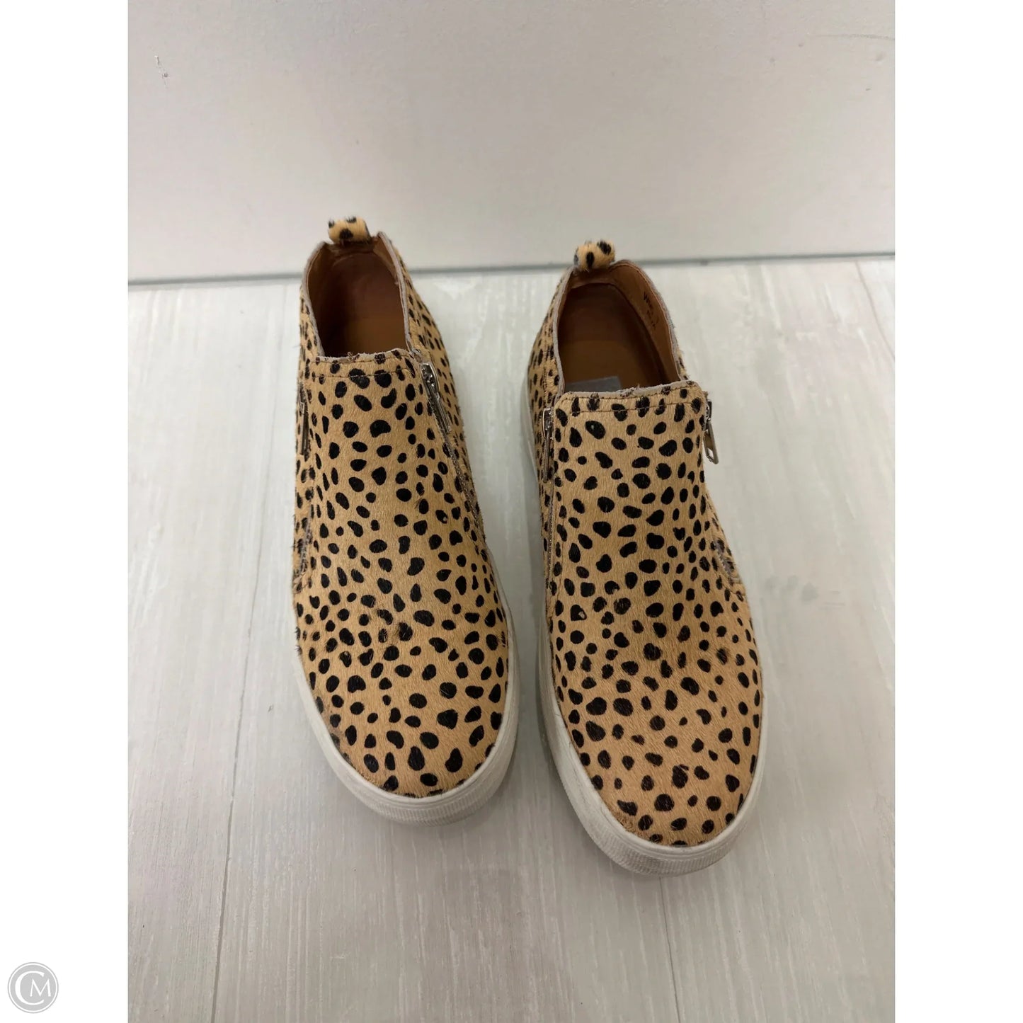 Shoes Flats By Dolce Vita In Animal Print, Size: 7