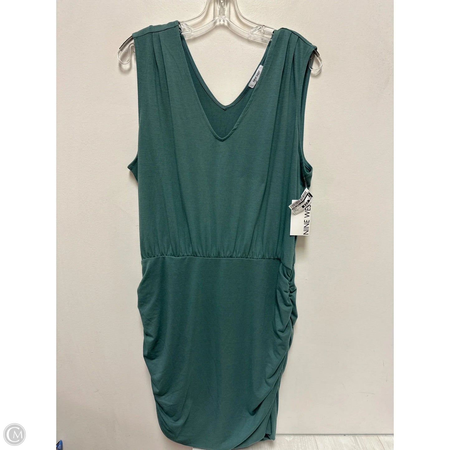 Dress Casual Short By Nine West In Green, Size: Xl