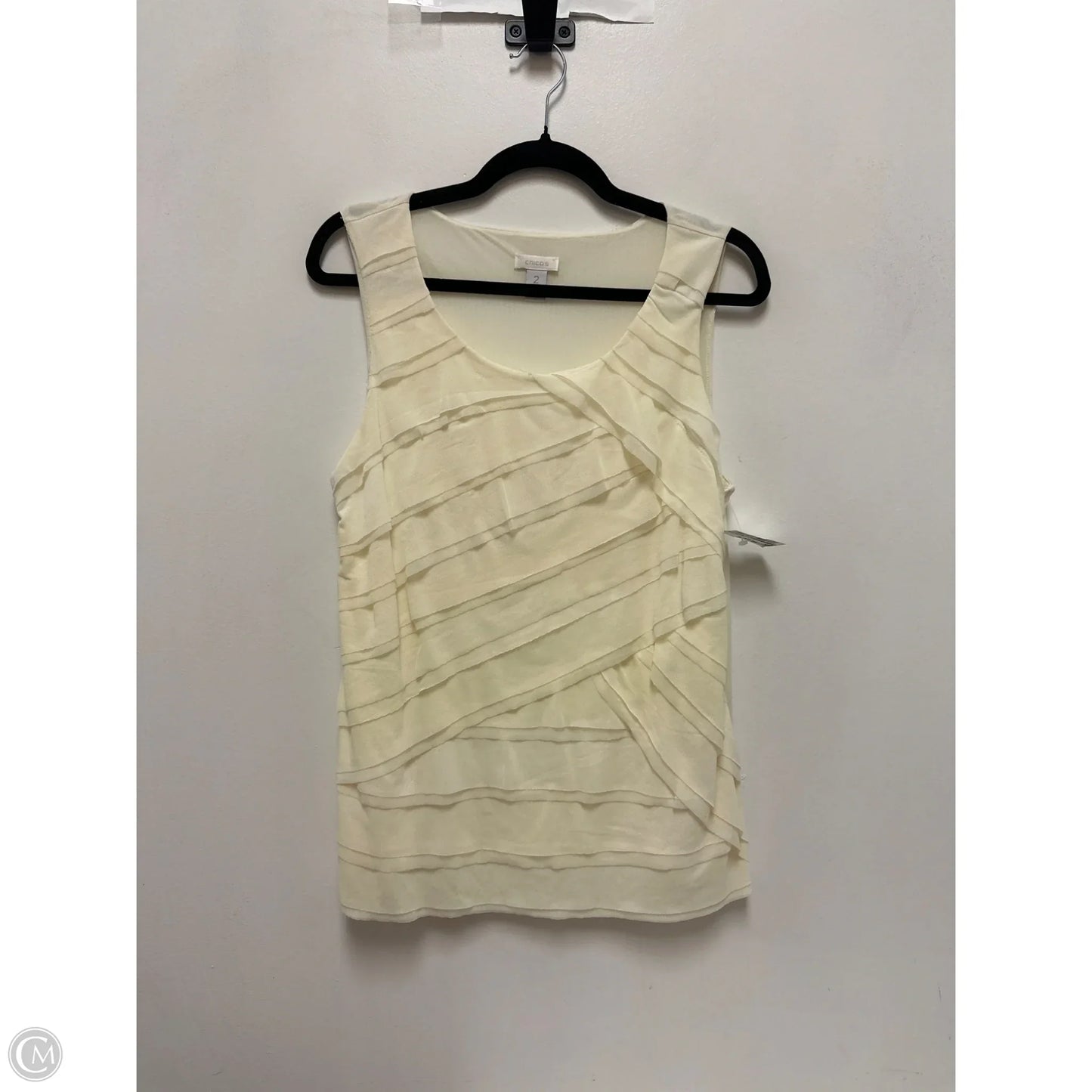 Top Sleeveless By Chicos In Cream, Size: L