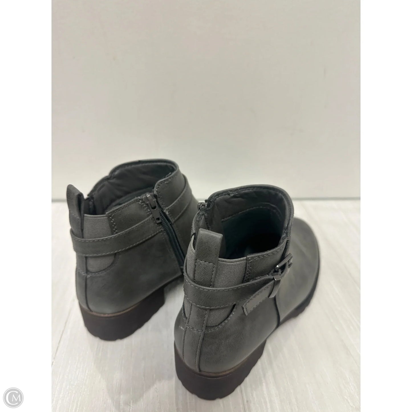 Boots Ankle Flats By Sugar In Grey, Size: 8.5