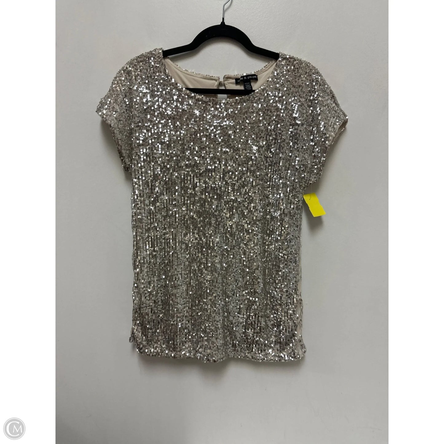 Top Short Sleeve By Cable And Gauge In Silver, Size: M