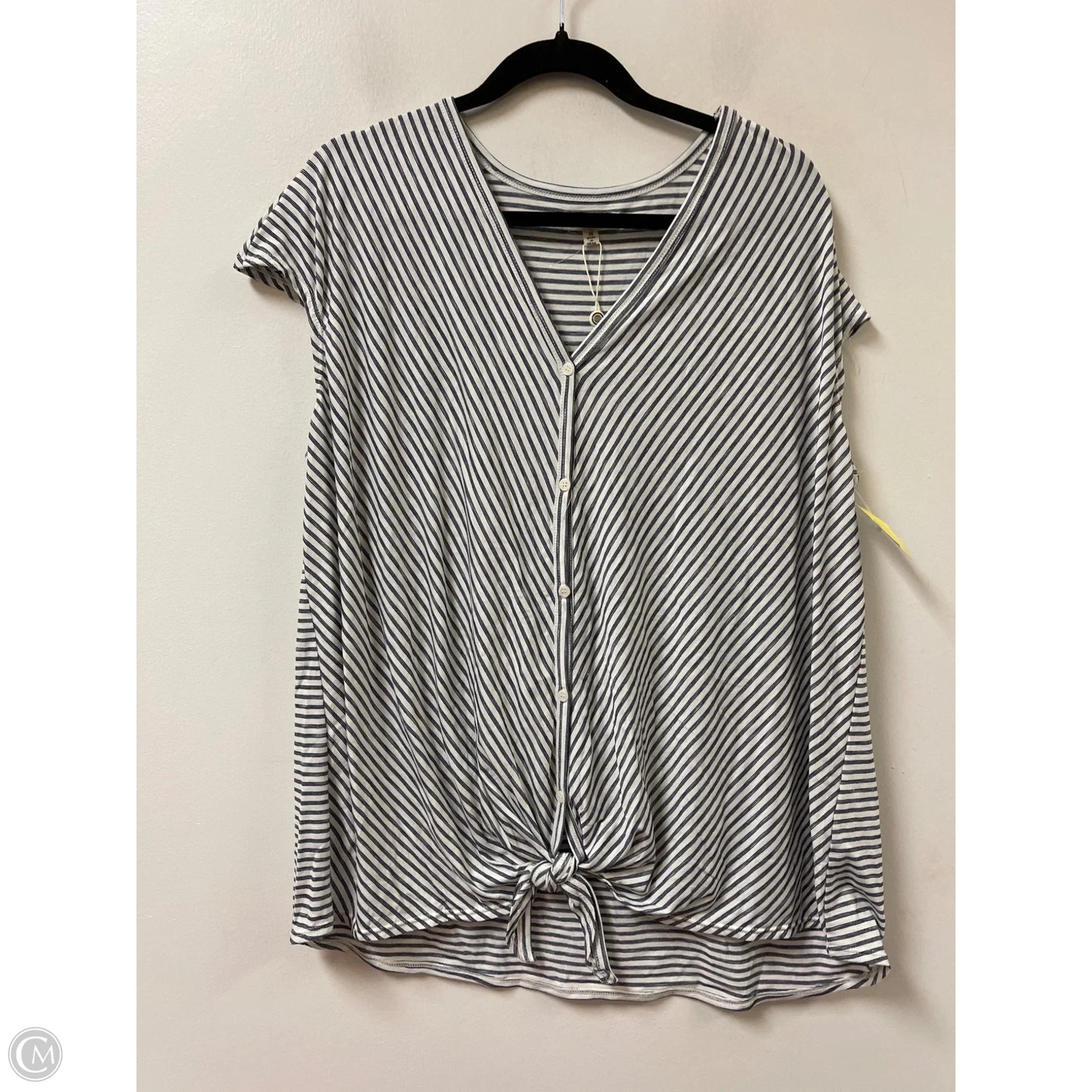 Top Short Sleeve By Max Studio In Striped Pattern, Size: 1x