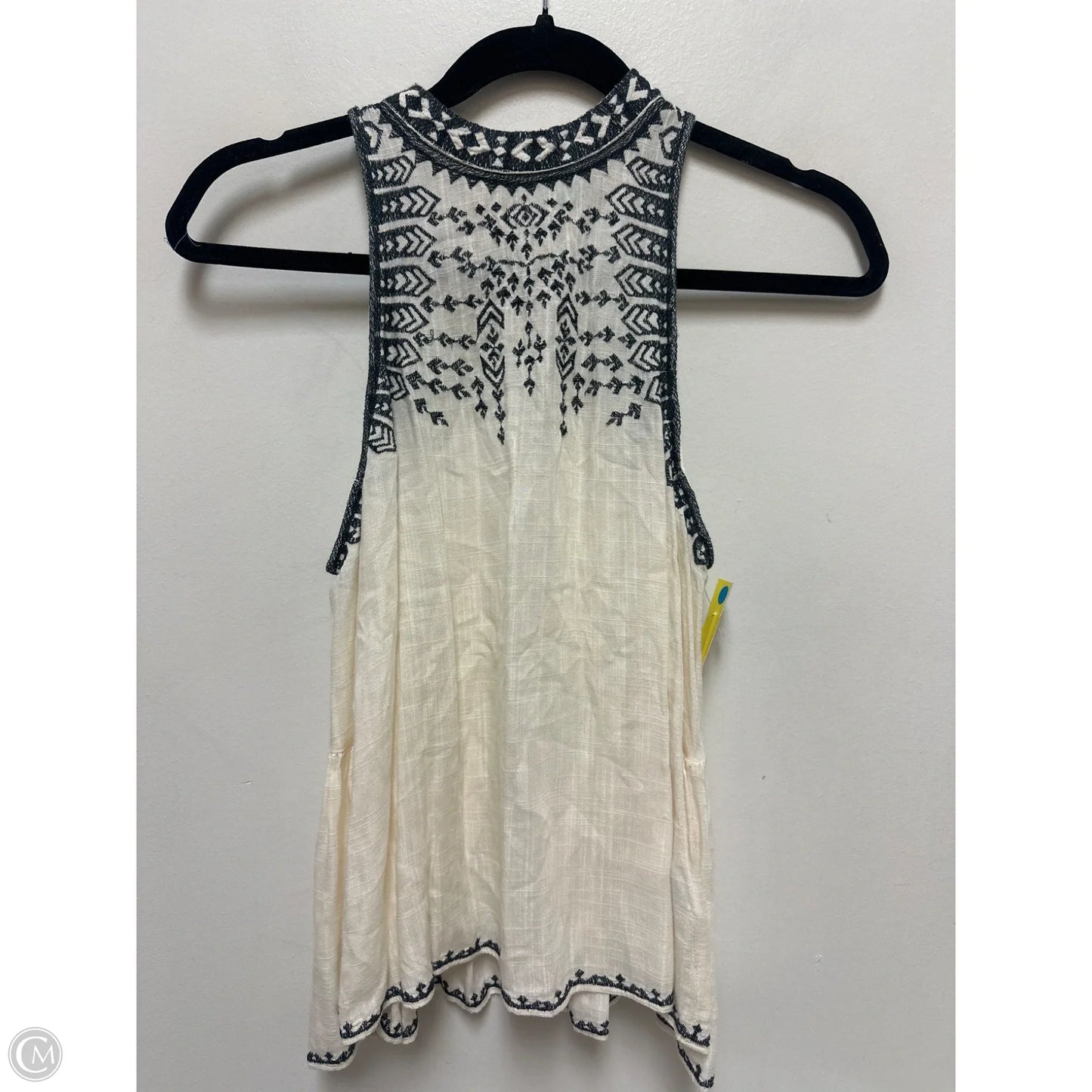 Top Sleeveless By Ecote In Cream & Grey, Size: S